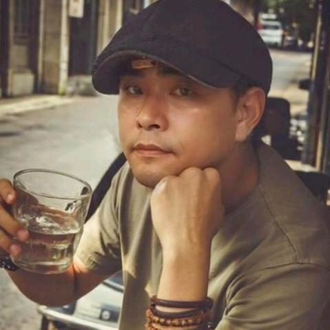 方圆：晨捕鲜鱼阁