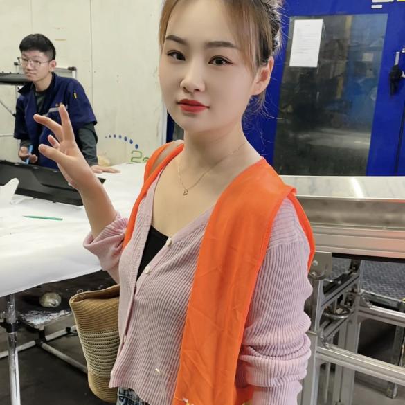 揪虾尾🦐🦐🦐的李姐