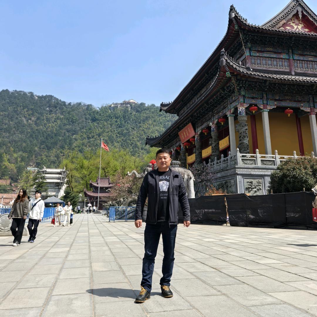 黄启彪
