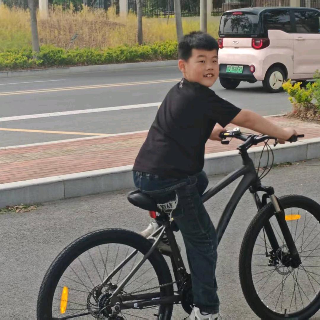 河坞佰睿奶粉崔秀平
