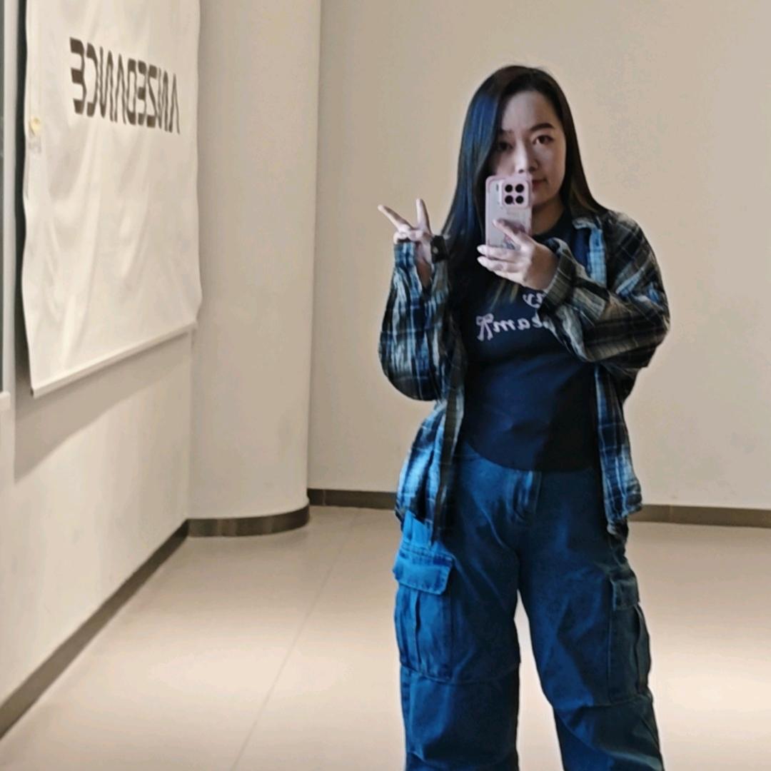 是莹莹子ya~