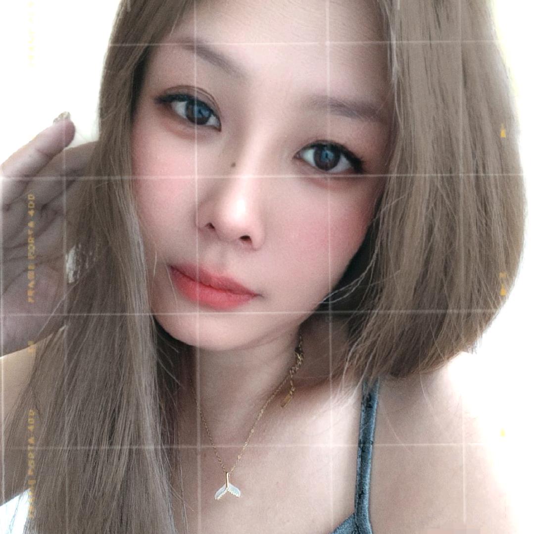 小娜娜😘
