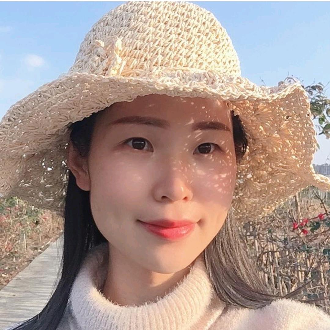 芝芝与芊芊的嫲嫲