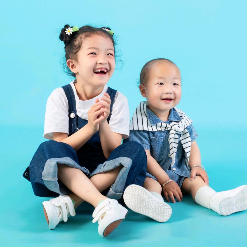 傻~小妞😘
