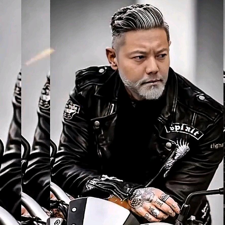 星咔美学， 高老师