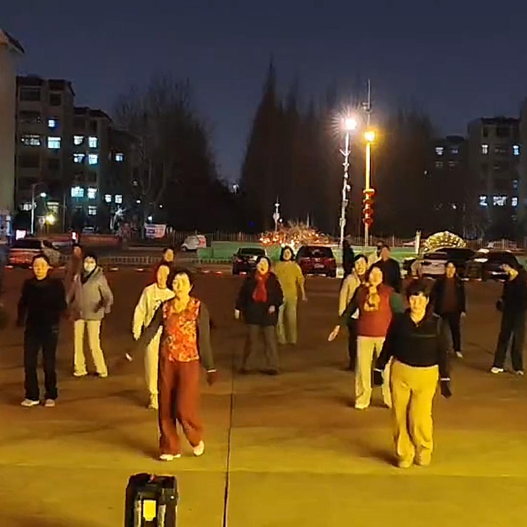 市府广场舞蹈队