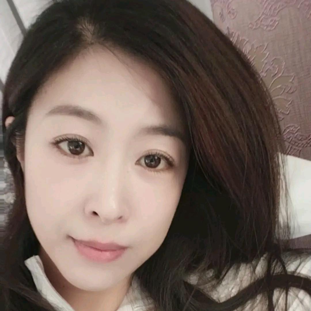 李妮