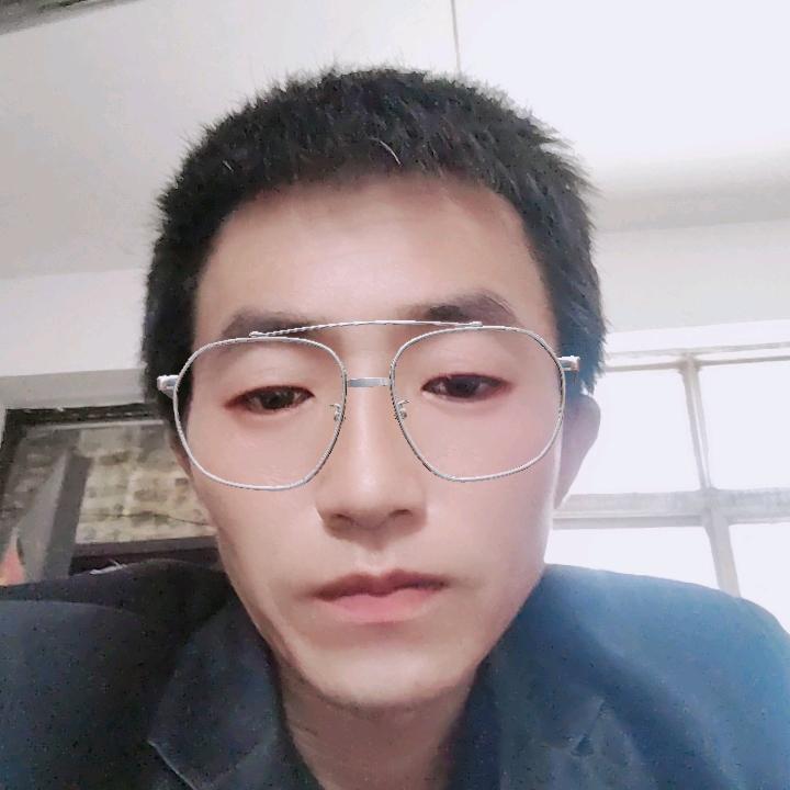 小尼