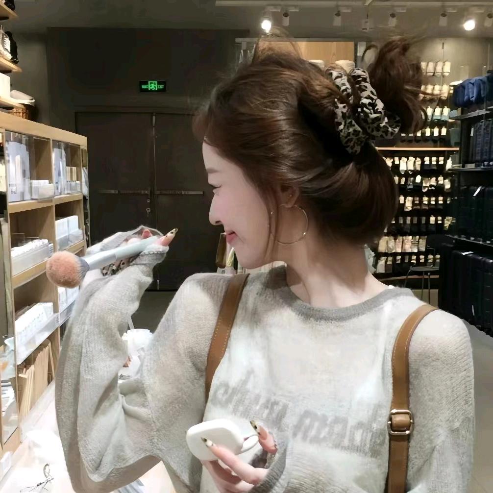 ❀