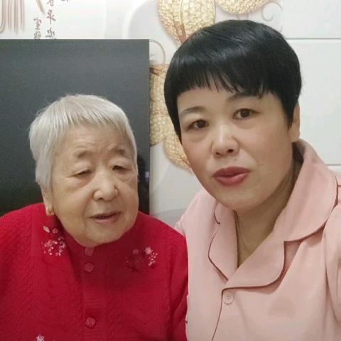 红姐和老妈