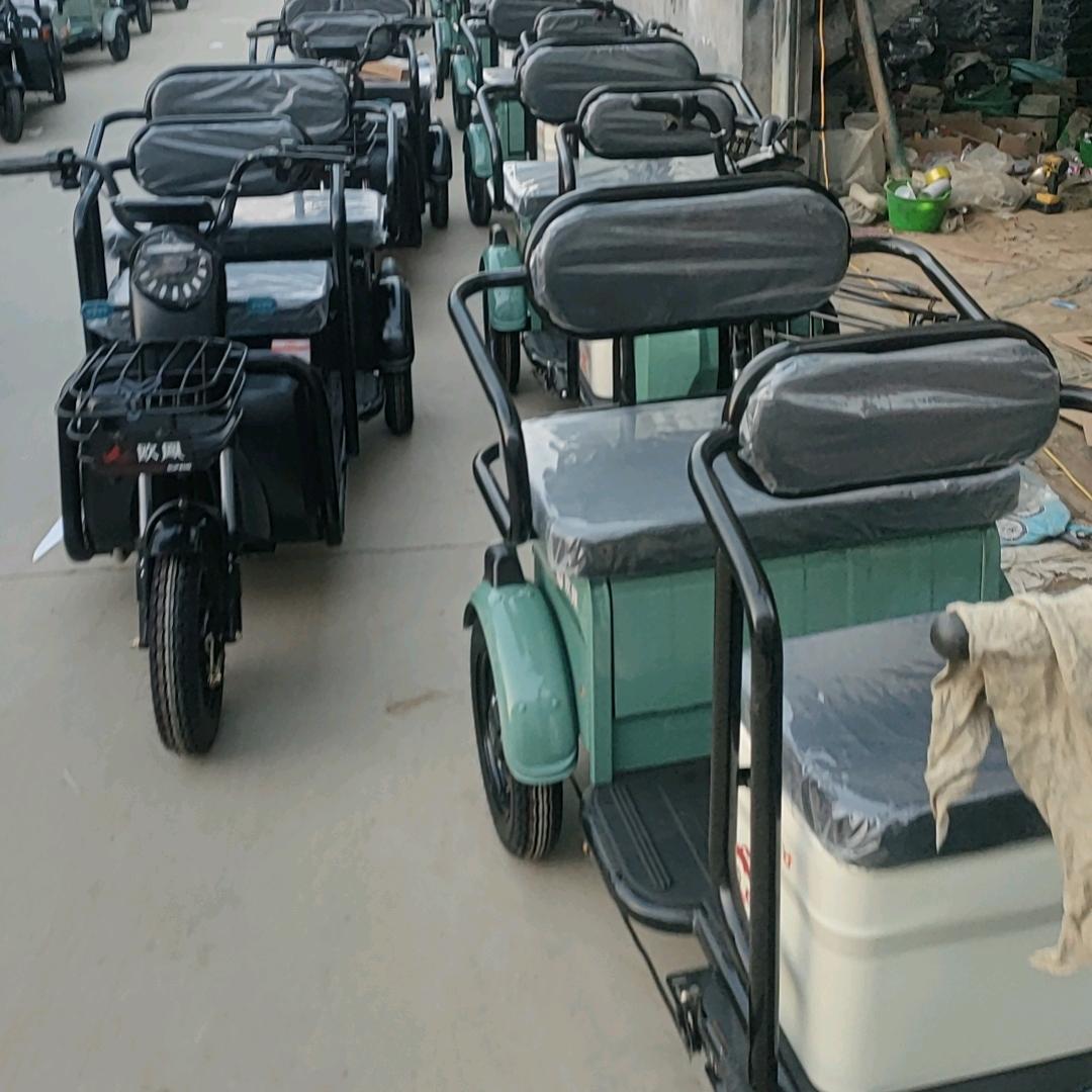 小梅秘制烤全羊