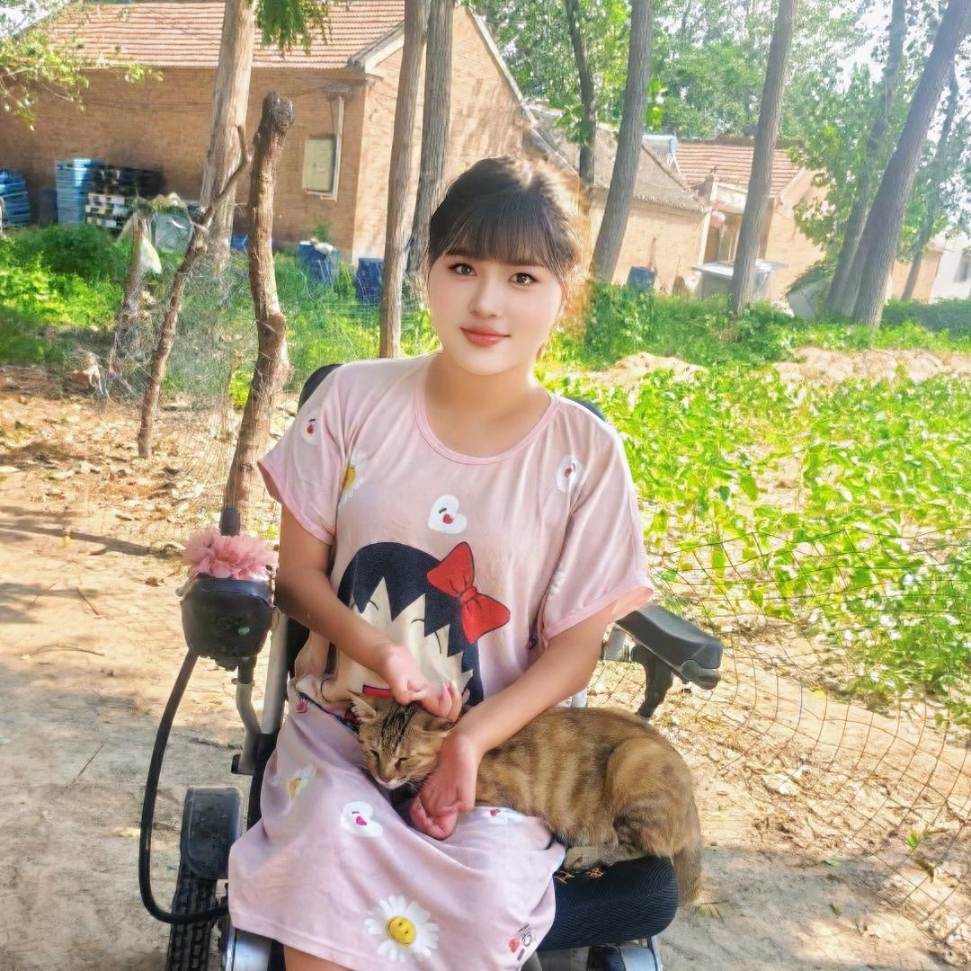 轮椅妈妈芸儿