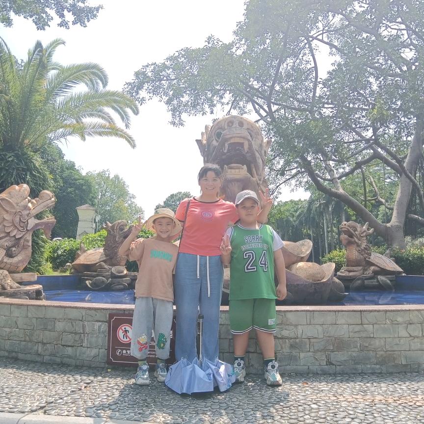 华姐姐（拒绝连赞）