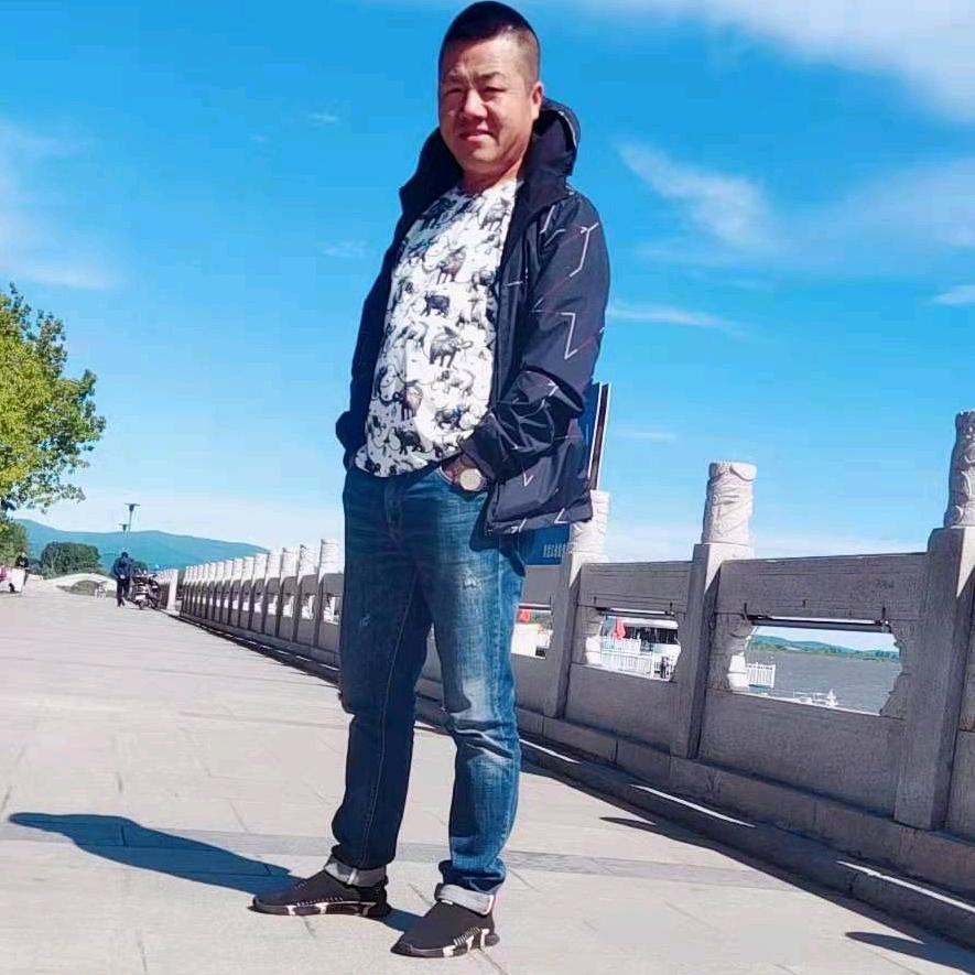 铠铭工程机械租赁