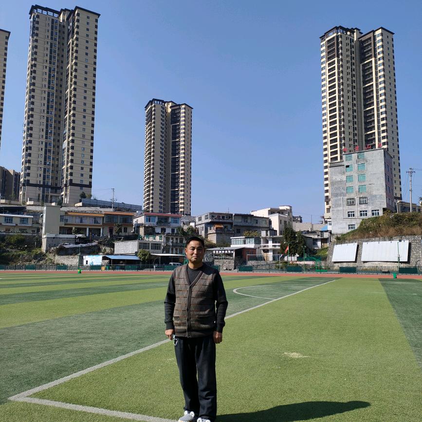 罗正春。