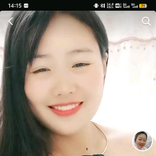 一笑甜甜