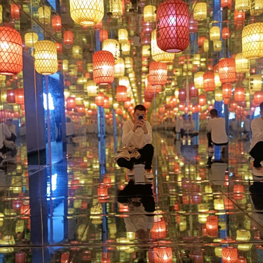 陈富翁。