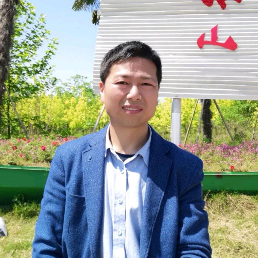 斐斐爸