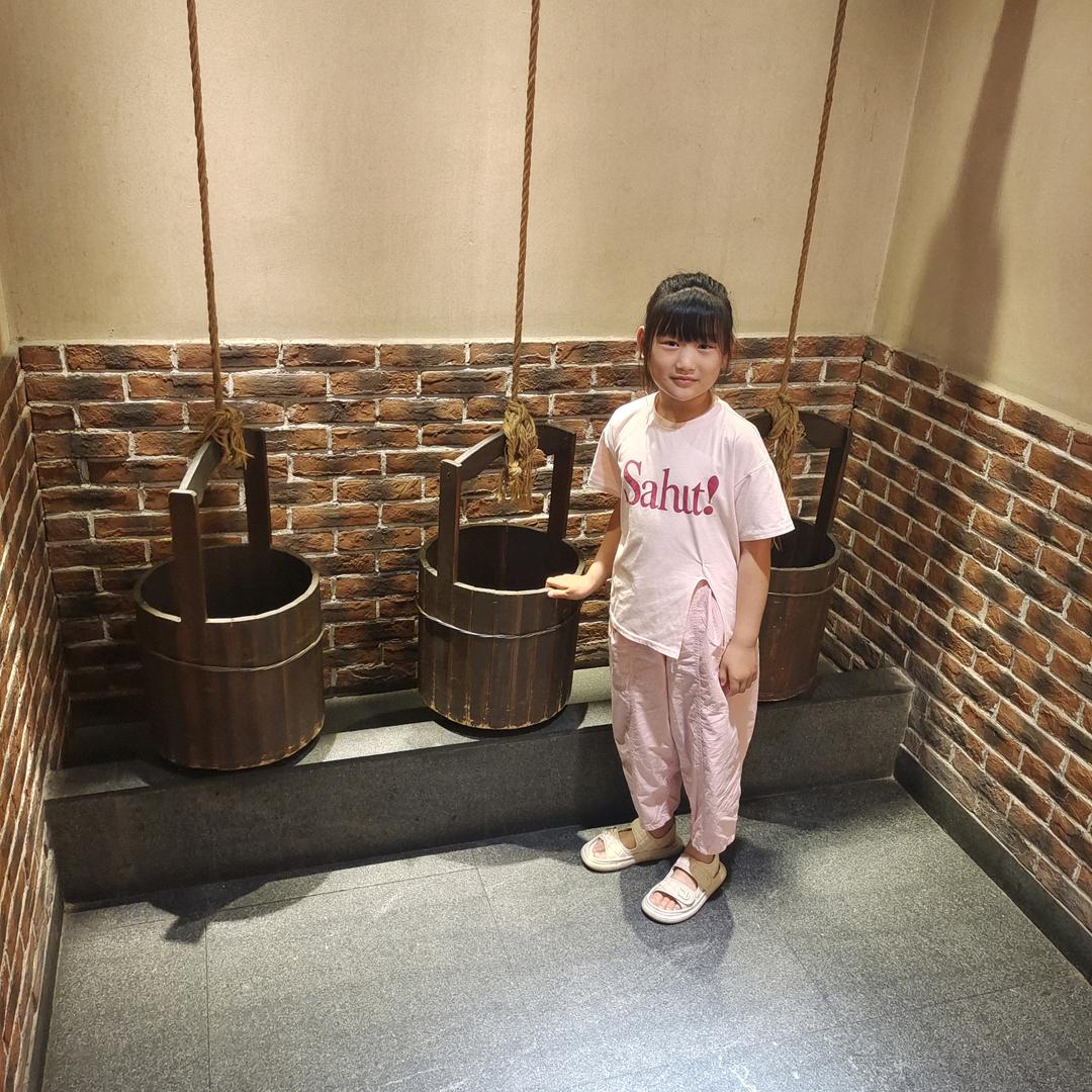 喆喆若伊