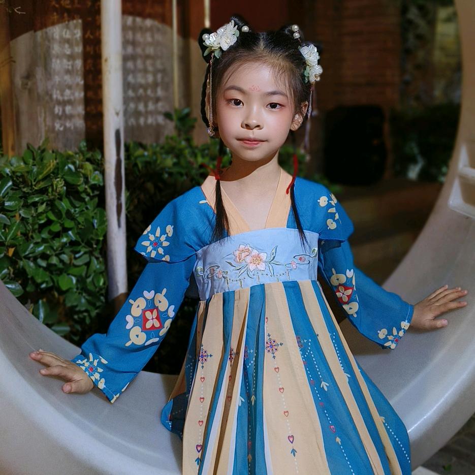 小雯…