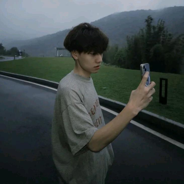 钧子吃多了会发癫