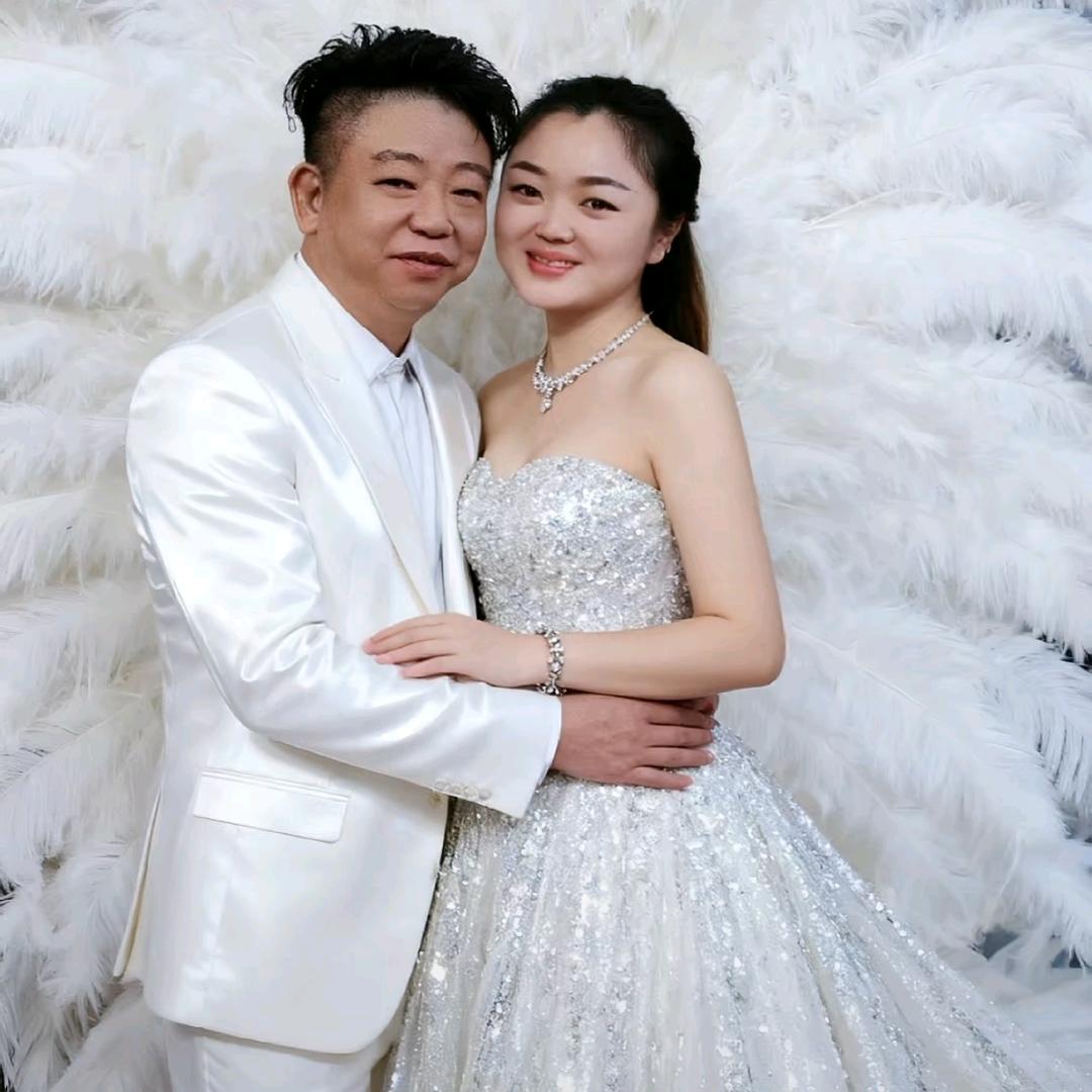 新兴顺通嫂(橱窗营业中)