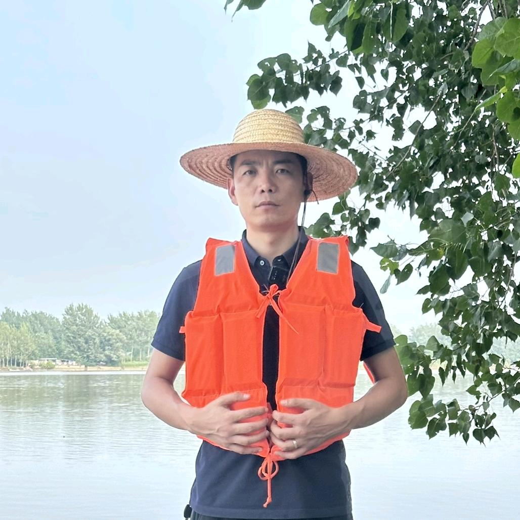 淡定书记（臧硕）