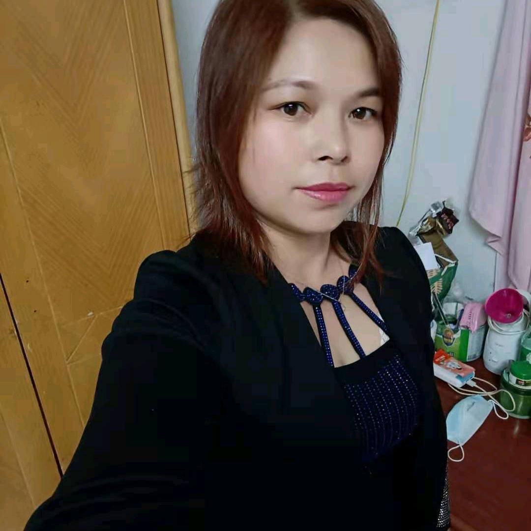 益盛门过梁生产基地(水泥沙石子)