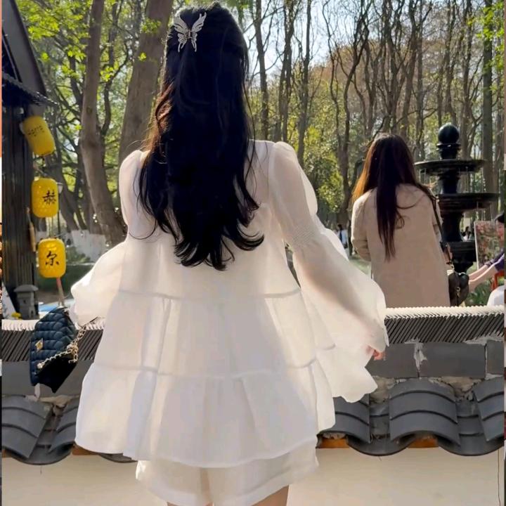 大䨫女装