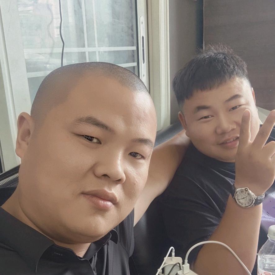 光头老表-豪哥名车馆