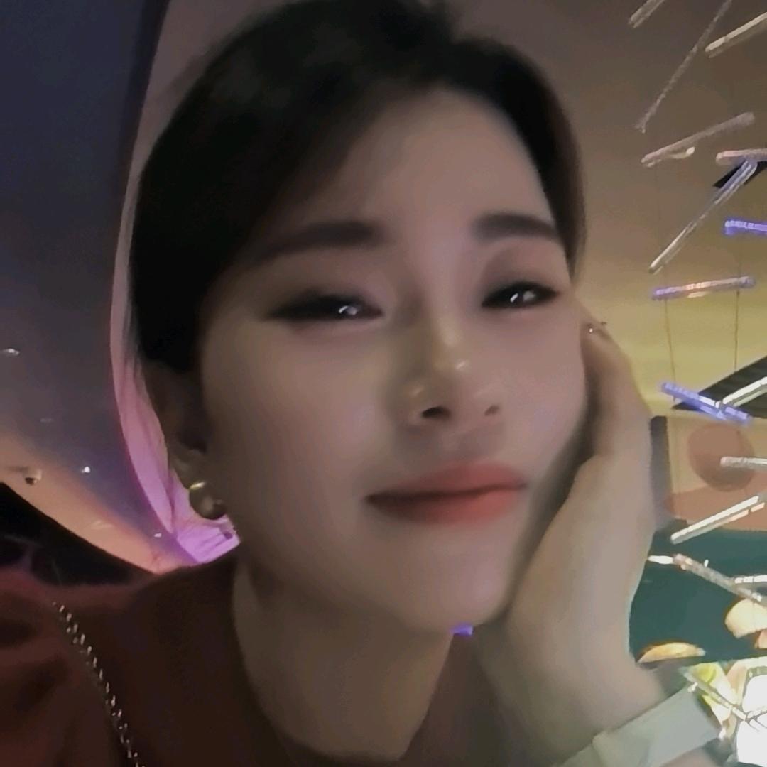 请叫我→夏小姐😉