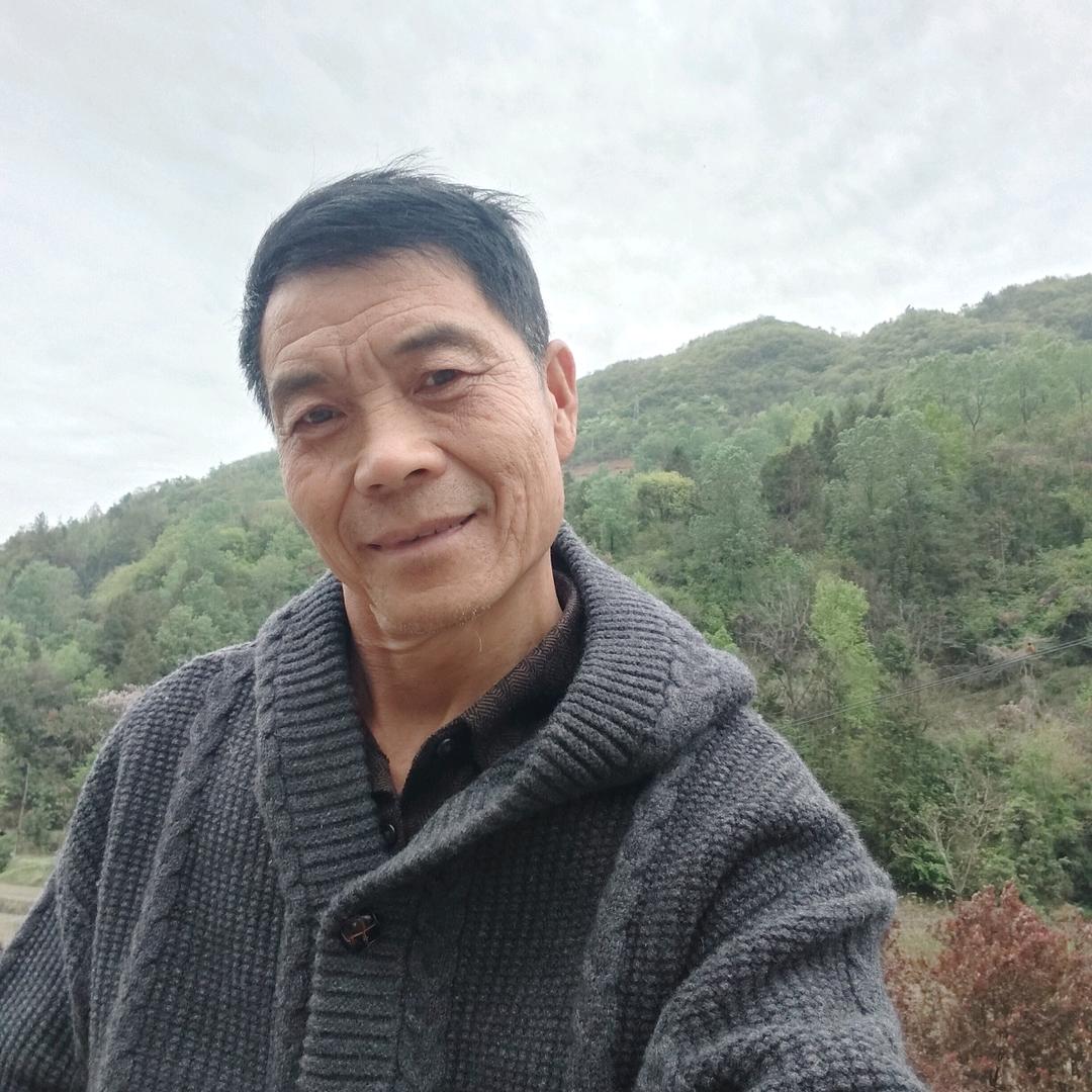 大山里的牧羊人