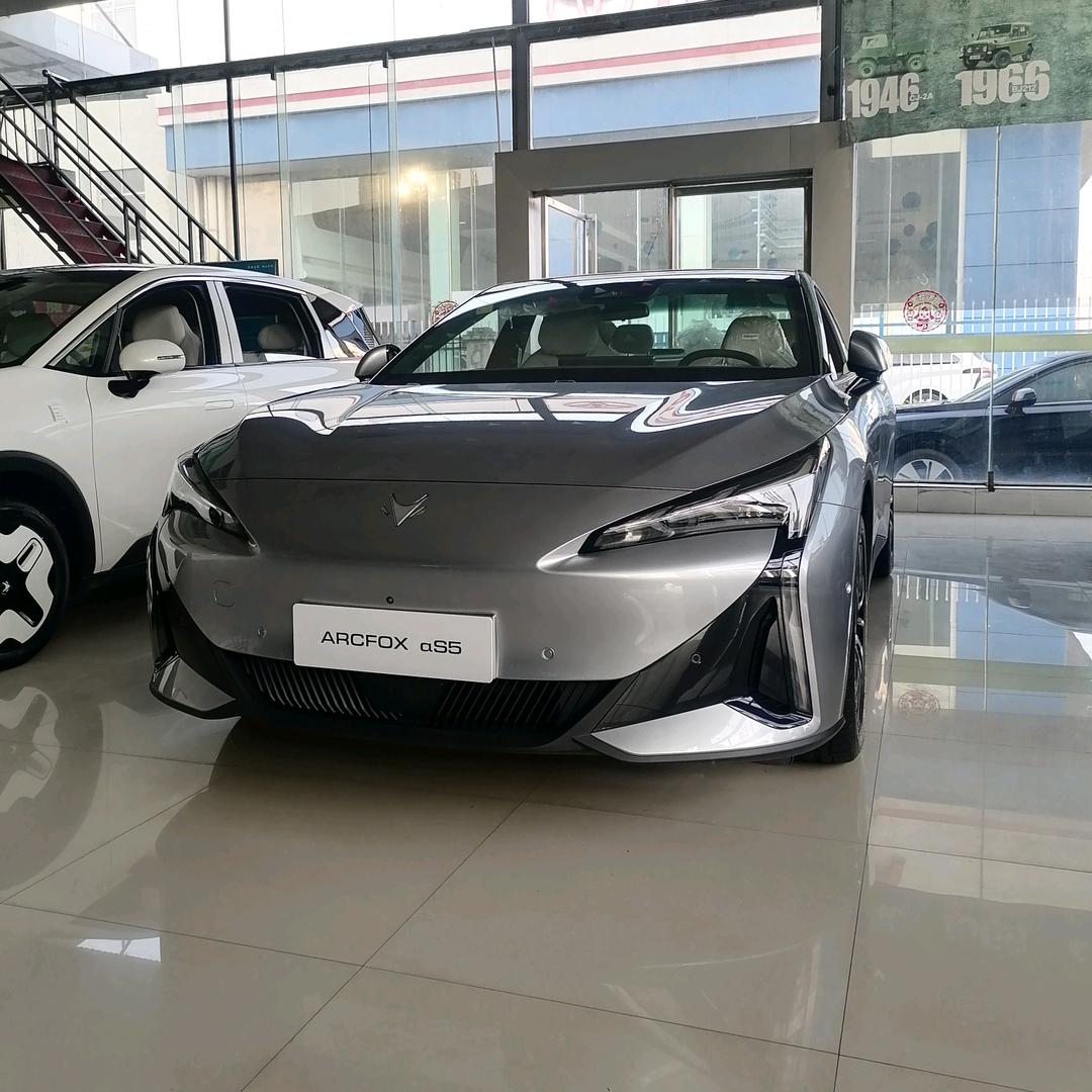 钦州市冠龙汽车销售有限公司