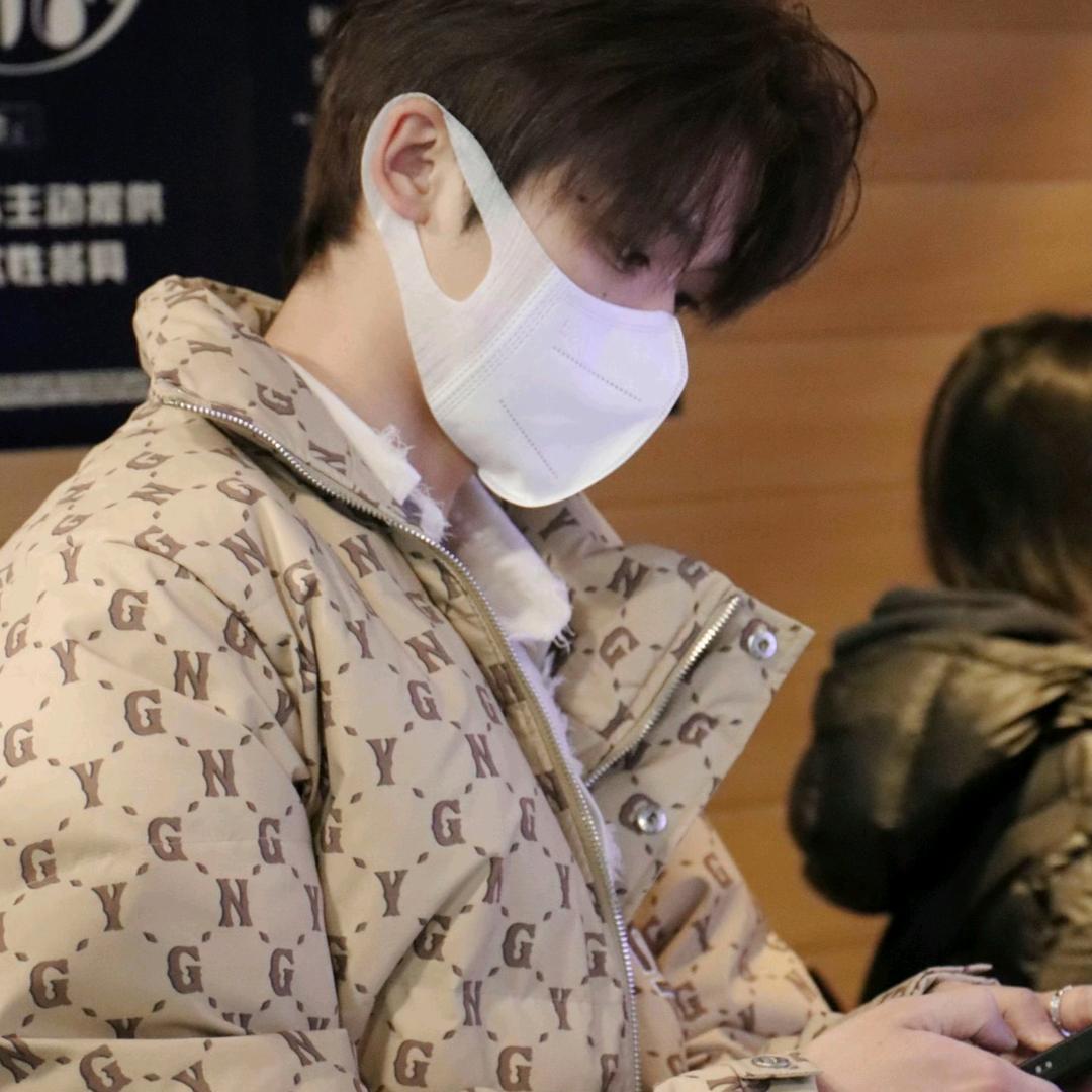 xiao xiao yu .（求票版