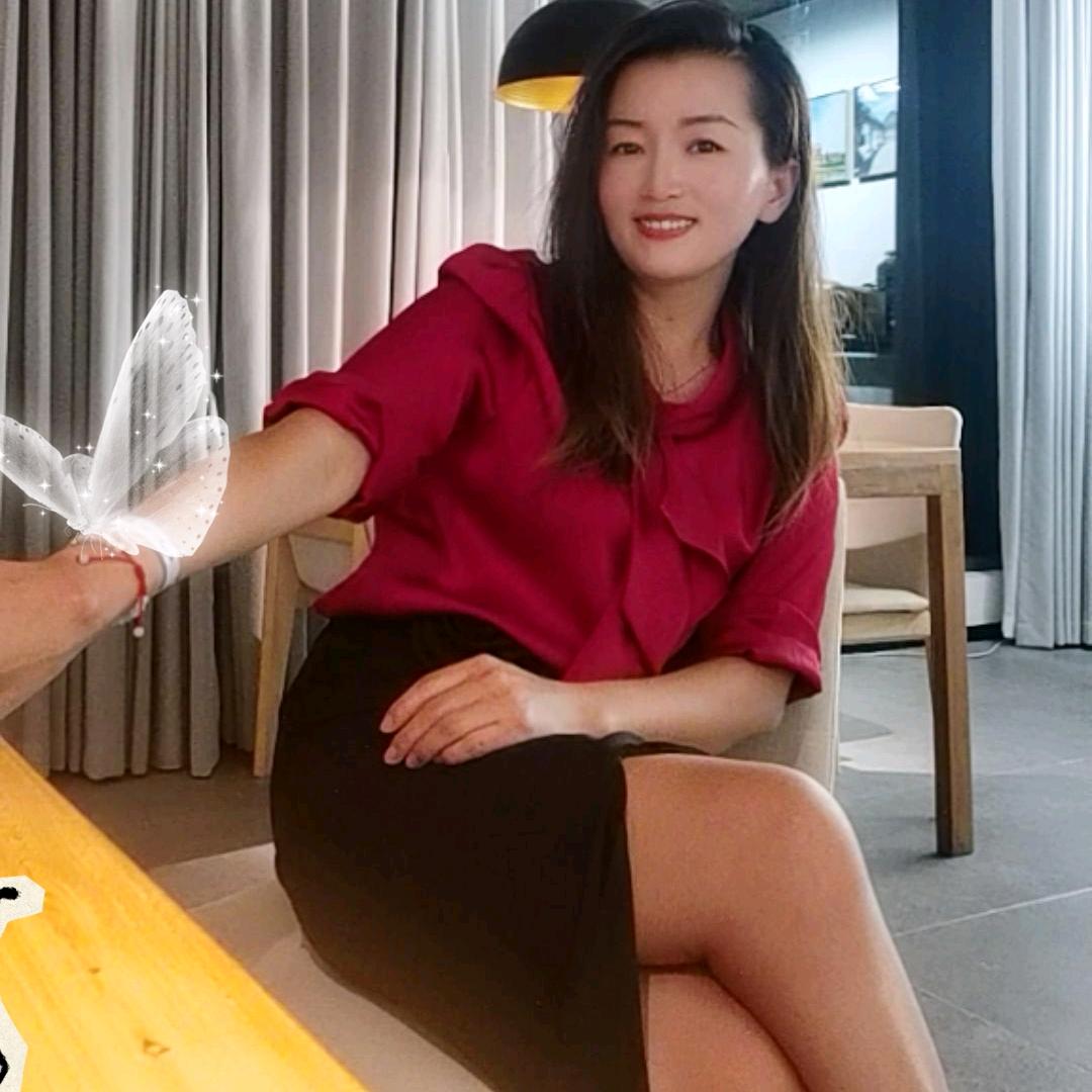 小阿姨      《瑧悦》