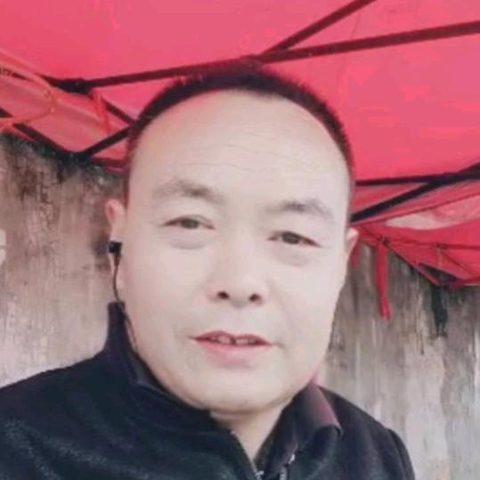 韩爱华下乡包桌