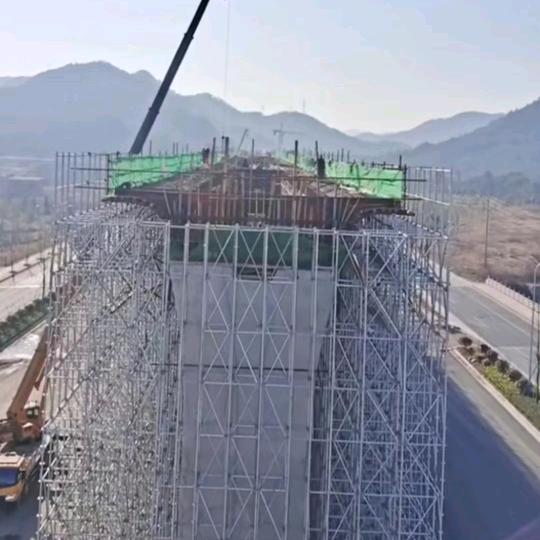 桥梁工程施工队