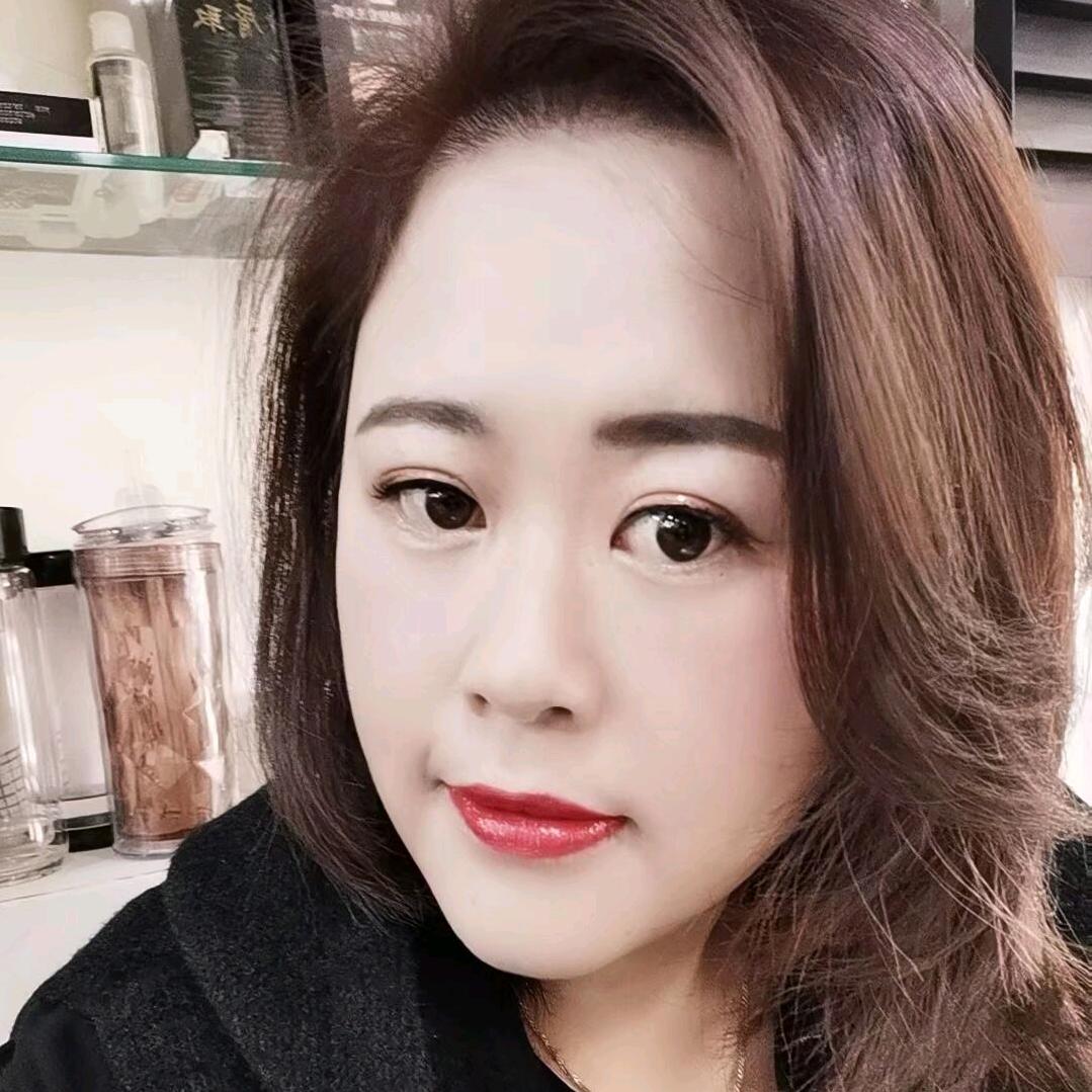 魅力空间专业烫染娜娜