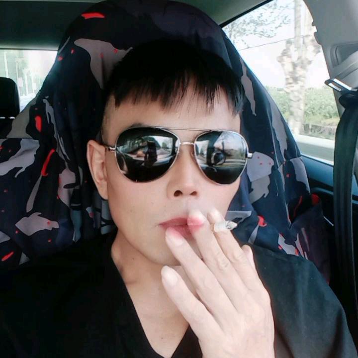 阿莲