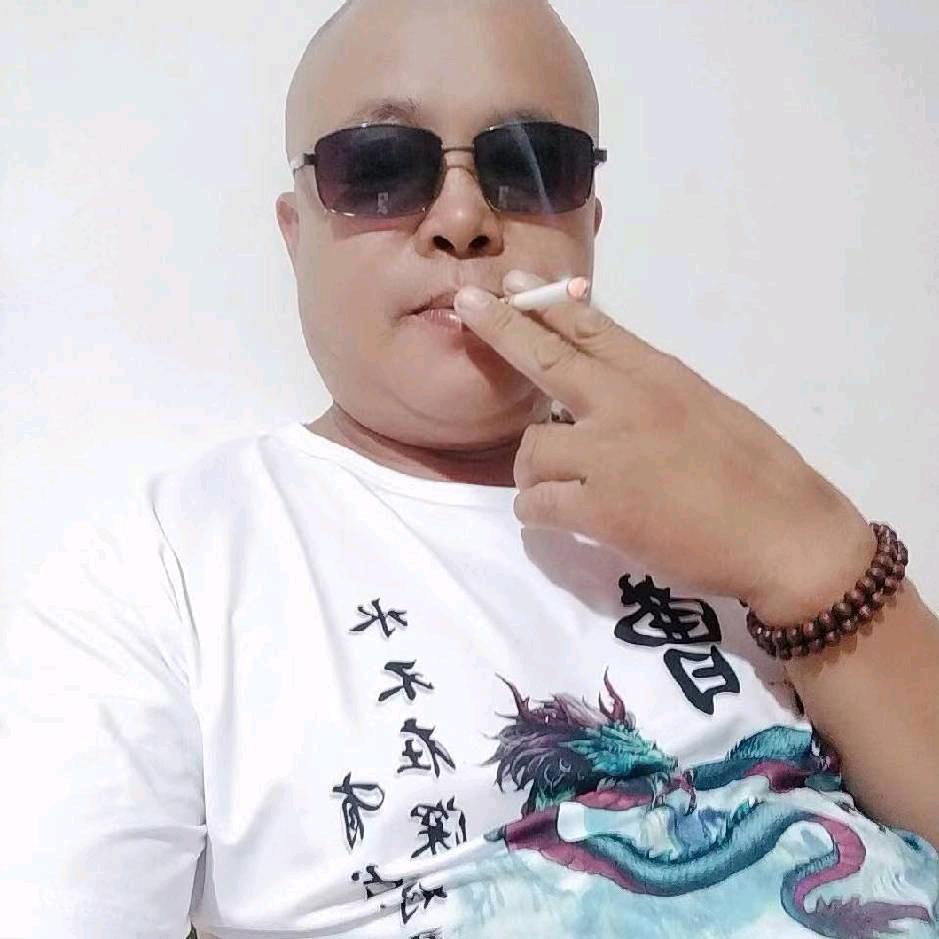 幸福一家人龙哥
