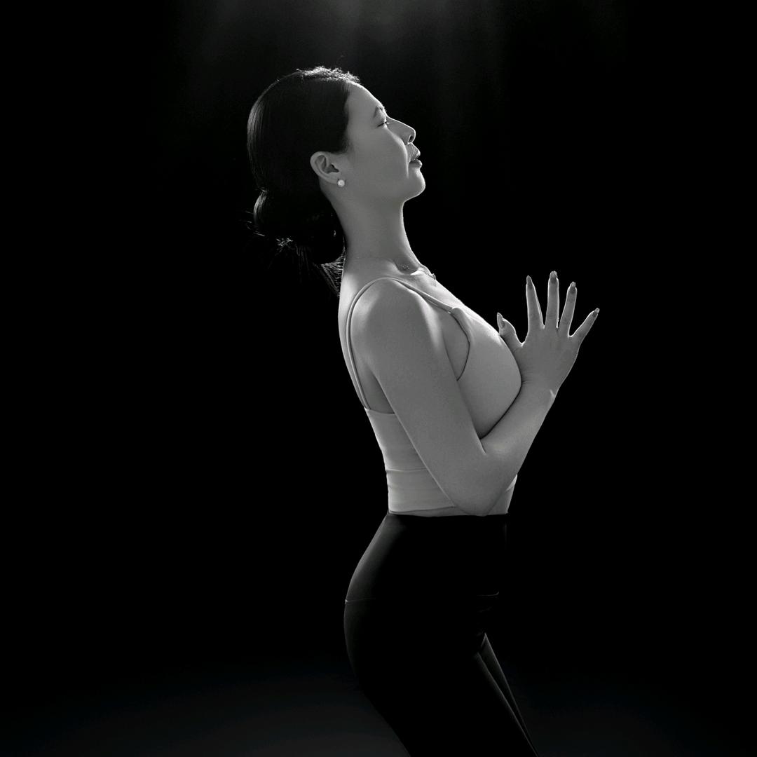Yoga.莹