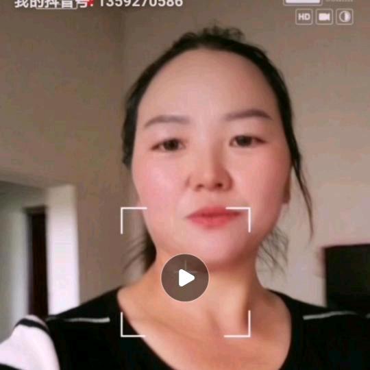 三个孩子的单亲妈妈