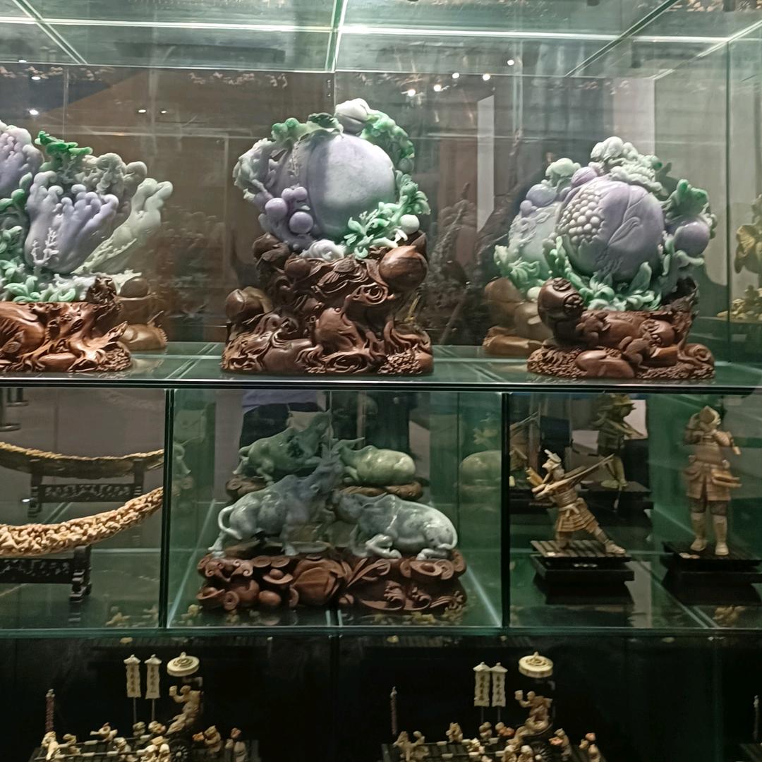 若琳中高端女装个体店