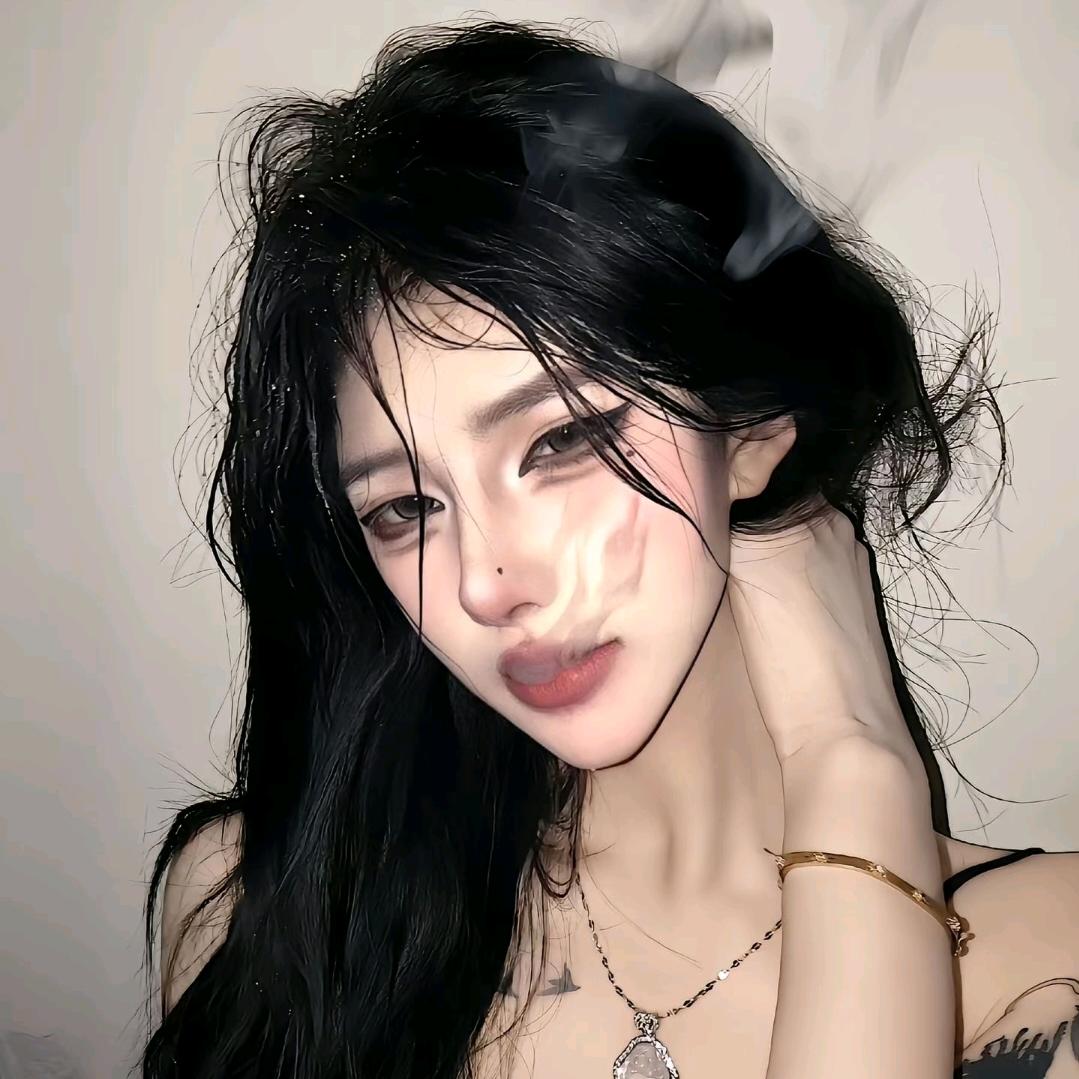 𝙄𝙞𝙞𝙤𝙫𝙚𝟳