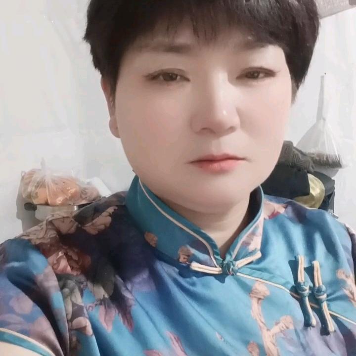 刘华