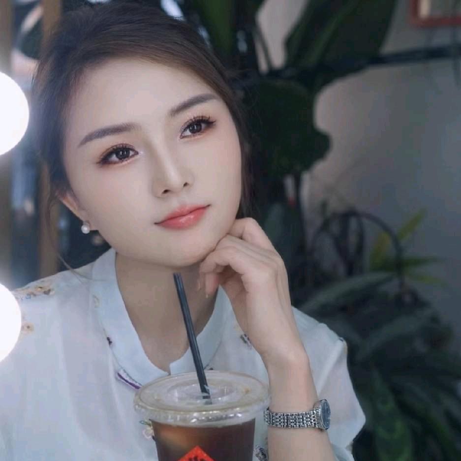 大美瑜伽.普拉提深圳校长 孙校