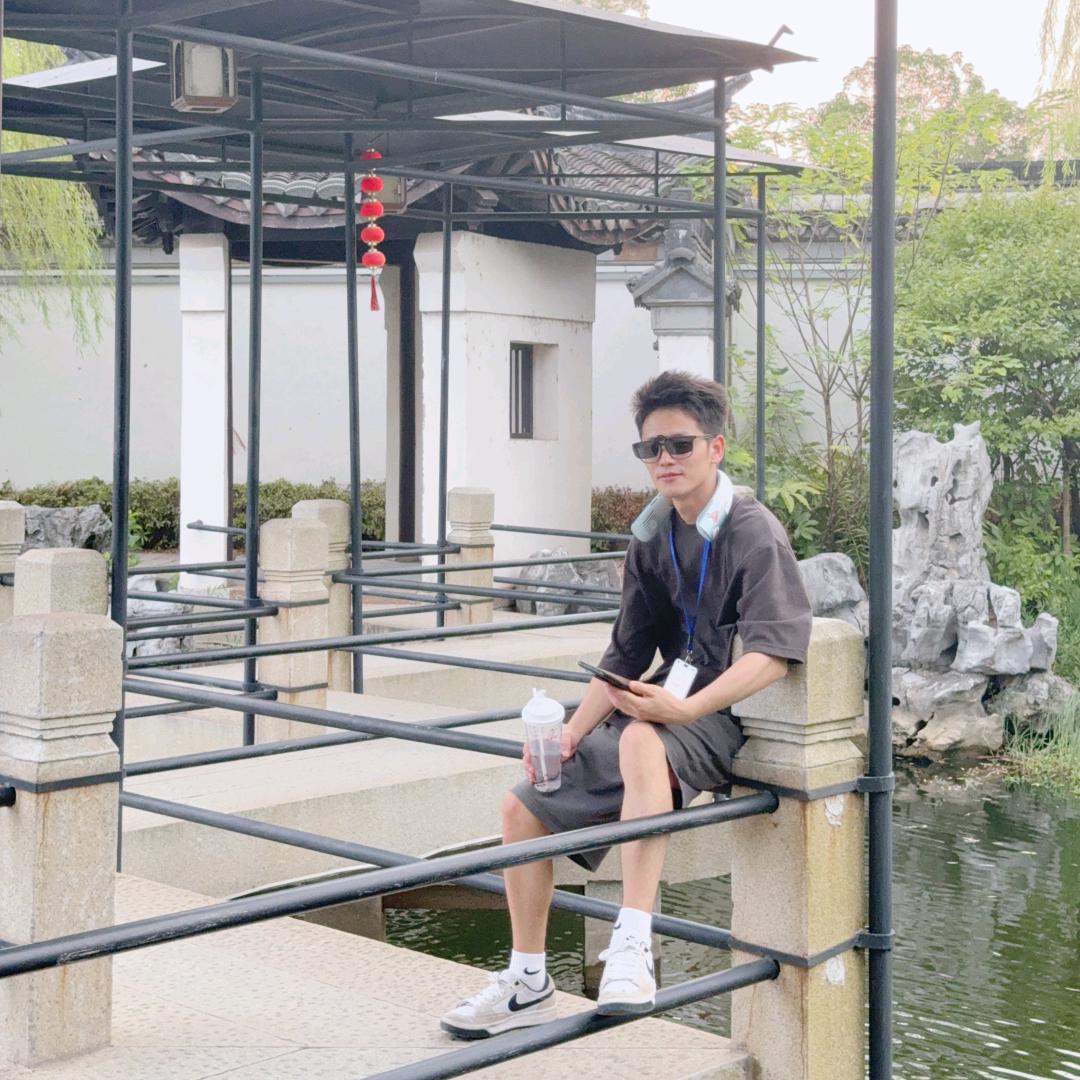 沐禾色彩张召平