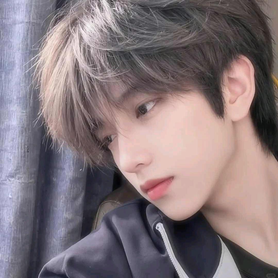 华会侧翻飞起