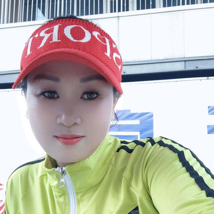 小小莉