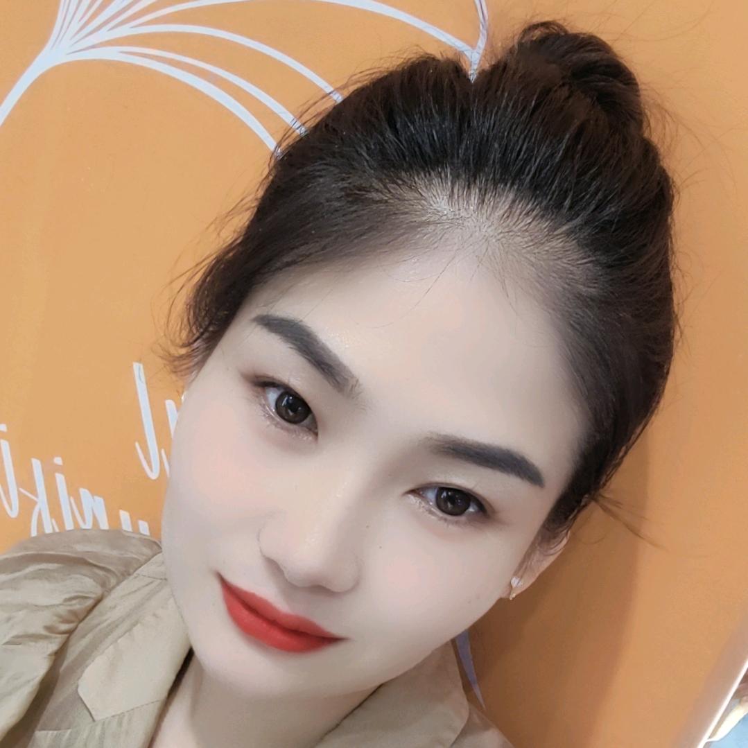 高德瓷砖小姐姐